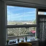 Maisonnette Indysenne 아파트 잔드보르트